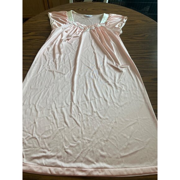 Vanity Fair vintage peach cream night gown and button front robe size S/M - Picture 1 of 10